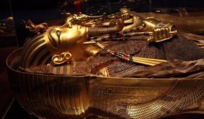 داستان شگفت انگیز سنت هدیه دادن در طول تاریخ